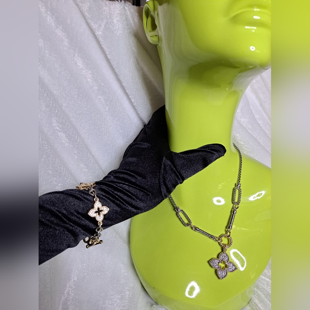 NECKLACE & BRACELET SET